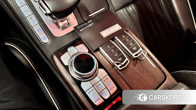 Genesis G90 id 4356022 из Кореи 19