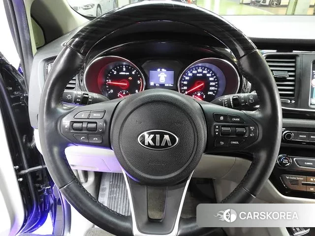 Kia The New Carnival id 3312774 из Кореи 19