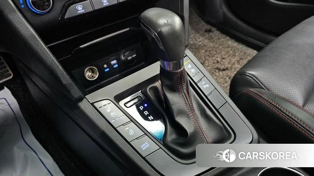Hyundai Avante AD id 4508688 из Кореи 31