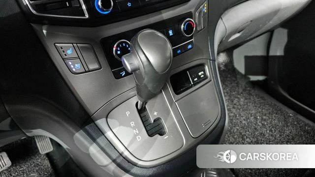 Hyundai The New Grand Starex id 3808382 из Кореи 19