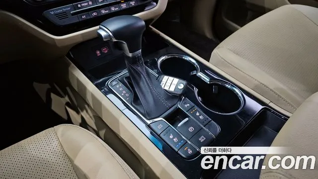 Kia The New Carnival id 2839597 из Кореи 19