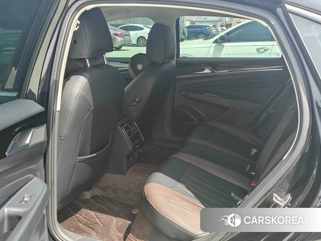 Volkswagen Passat id 4263848 из Китая 9