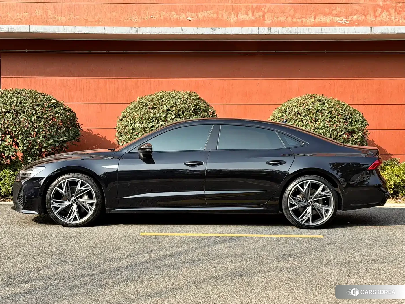 Audi A7L id 4539470 из Китая 16