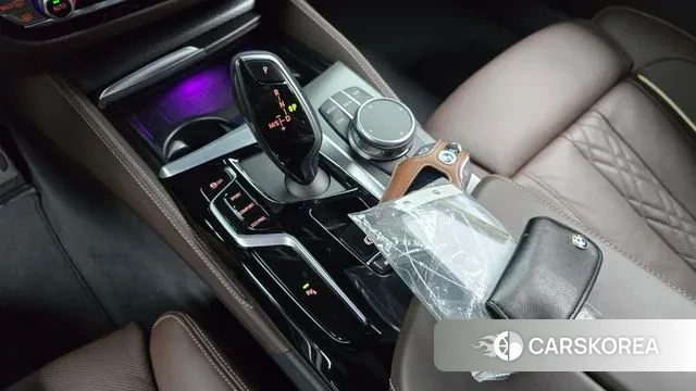 BMW 5 Series (G30) id 3016575 из Кореи 19