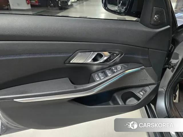 BMW 3 Series (G20) id 2999189 из Кореи 19