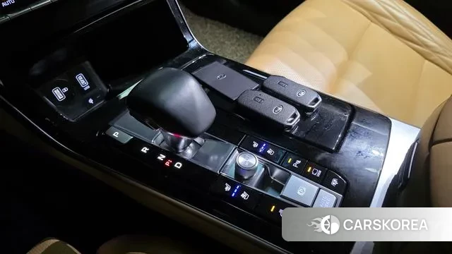 Kia K7 Premier Hybrid id 3296413 из Кореи 19