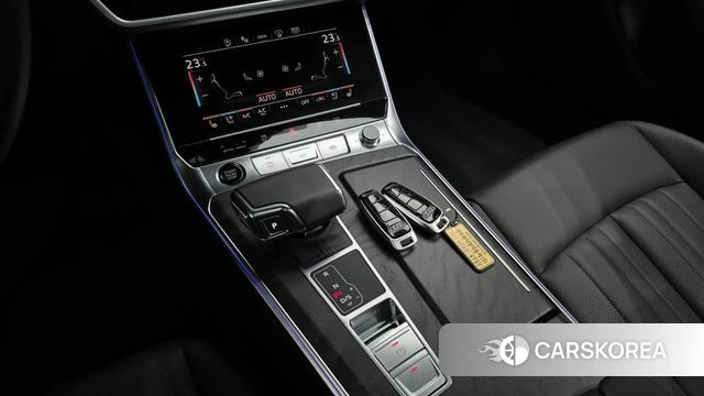 Audi A6 (C8) id 4186532 из Кореи 32