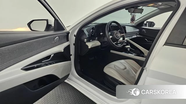 Hyundai Avante (CN7) id 3935981 из Кореи 19