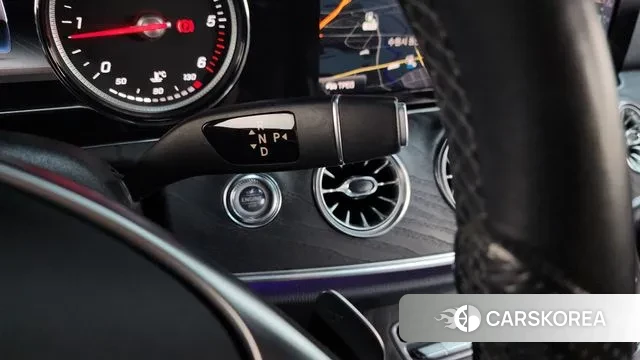 Mercedes-Benz E-Class W213 id 3766715 из Кореи 19