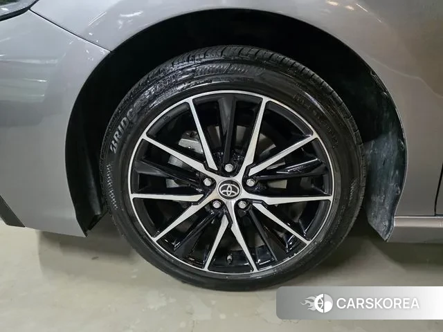 Toyota Camry (XV70) id 3610511 из Кореи 19