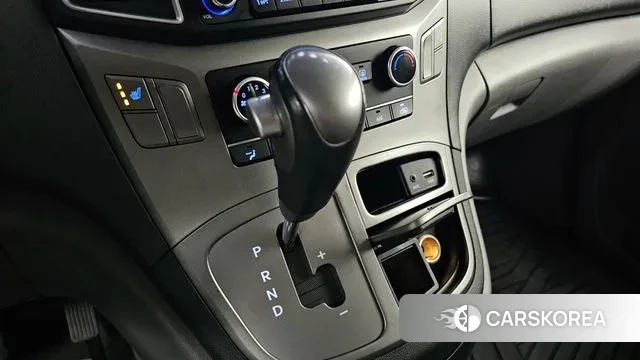 Hyundai The New Grand Starex id 3778916 из Кореи 19