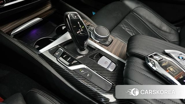 BMW 5 Series (G30) id 4286338 из Кореи 19