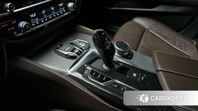 BMW 5 Series (G30) id 4568408 из Кореи 33
