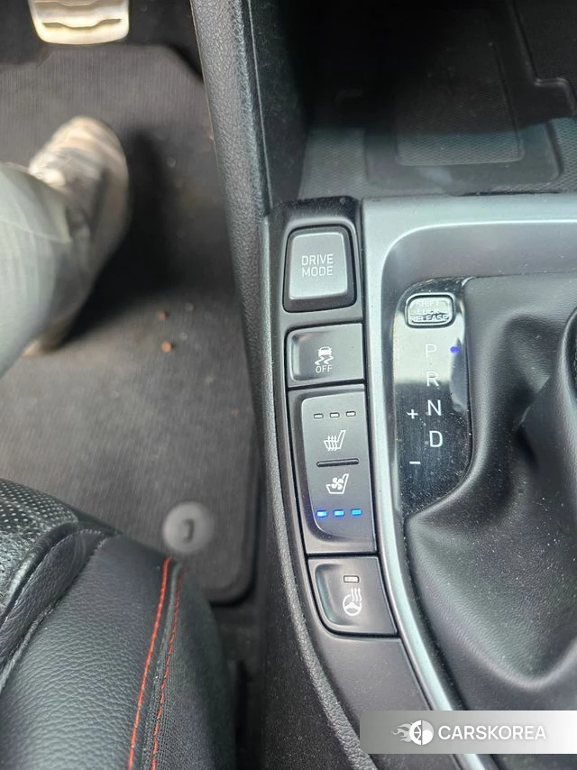 Hyundai Veloster (JS) id 4020374 из Кореи 19