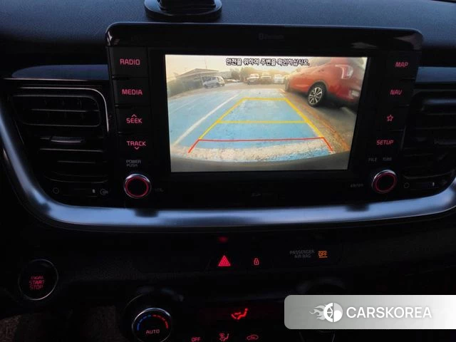 Kia Stonic id 3889414 из Кореи 13