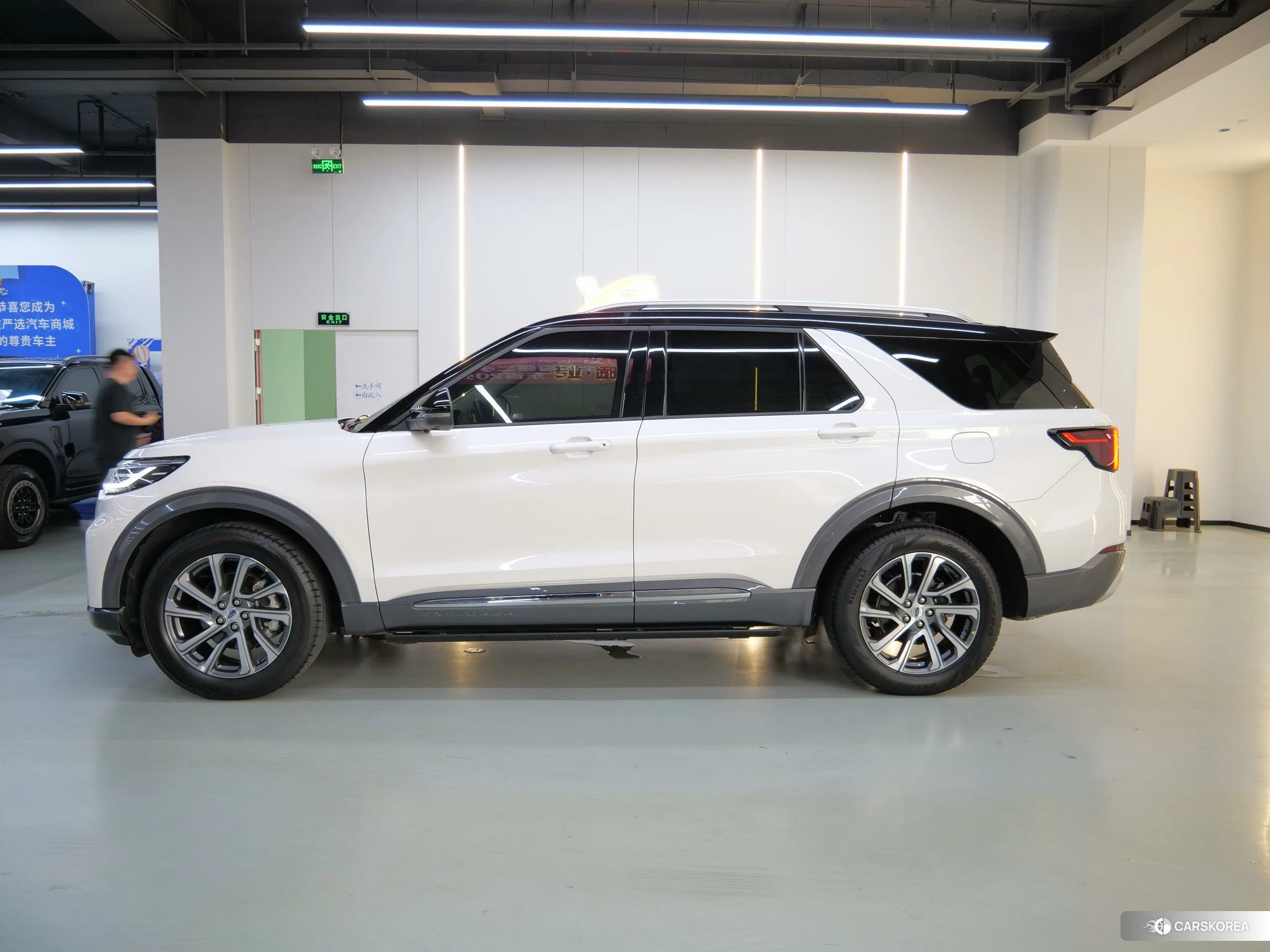 Ford Explorer id 4467928 из Китая 19
