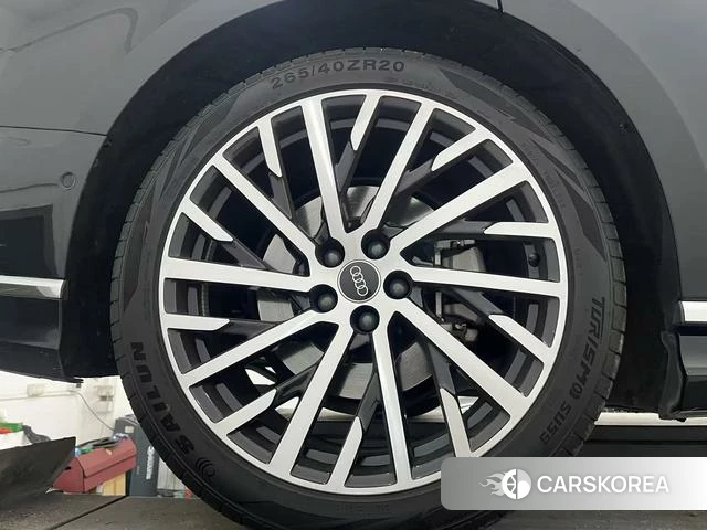 Audi A8 id 4273376 из Китая 9