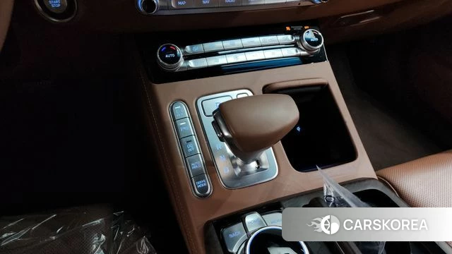 Genesis G90 id 4268965 из Кореи 37