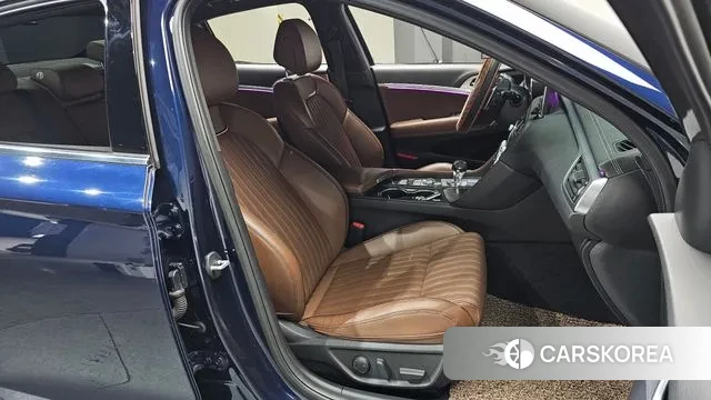 Genesis G70 id 3687390 из Кореи 19