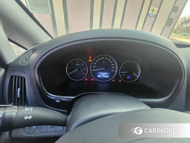 Hyundai The New Grand Starex id 3935989 из Кореи 19