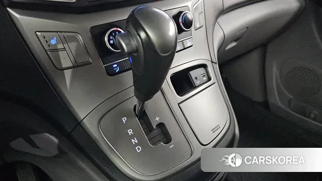 Hyundai The New Grand Starex id 3055327 из Кореи 19