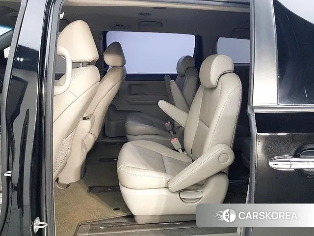 Kia The New Carnival id 3413133 из Кореи 19