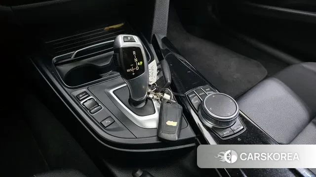 BMW 3 Series (F30) id 3703976 из Кореи 19