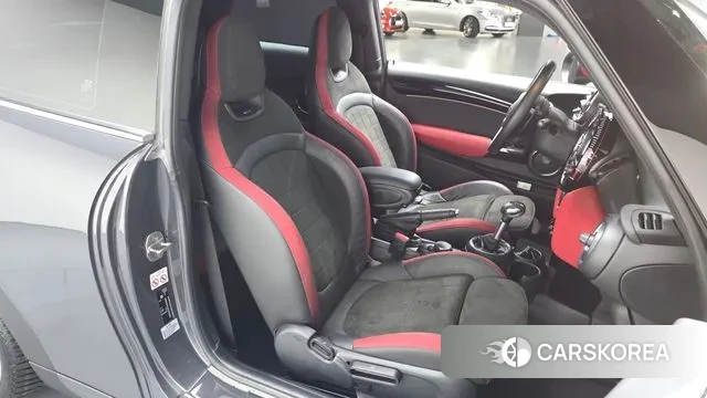 Mini Cooper S id 3188372 из Кореи 19