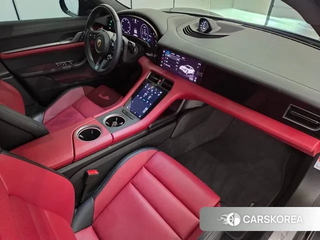 Porsche Taycan id 3452043 из Кореи 11