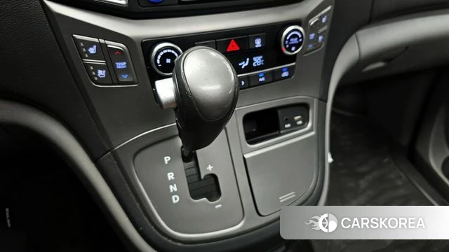 Hyundai The New Grand Starex id 4345577 из Кореи 30