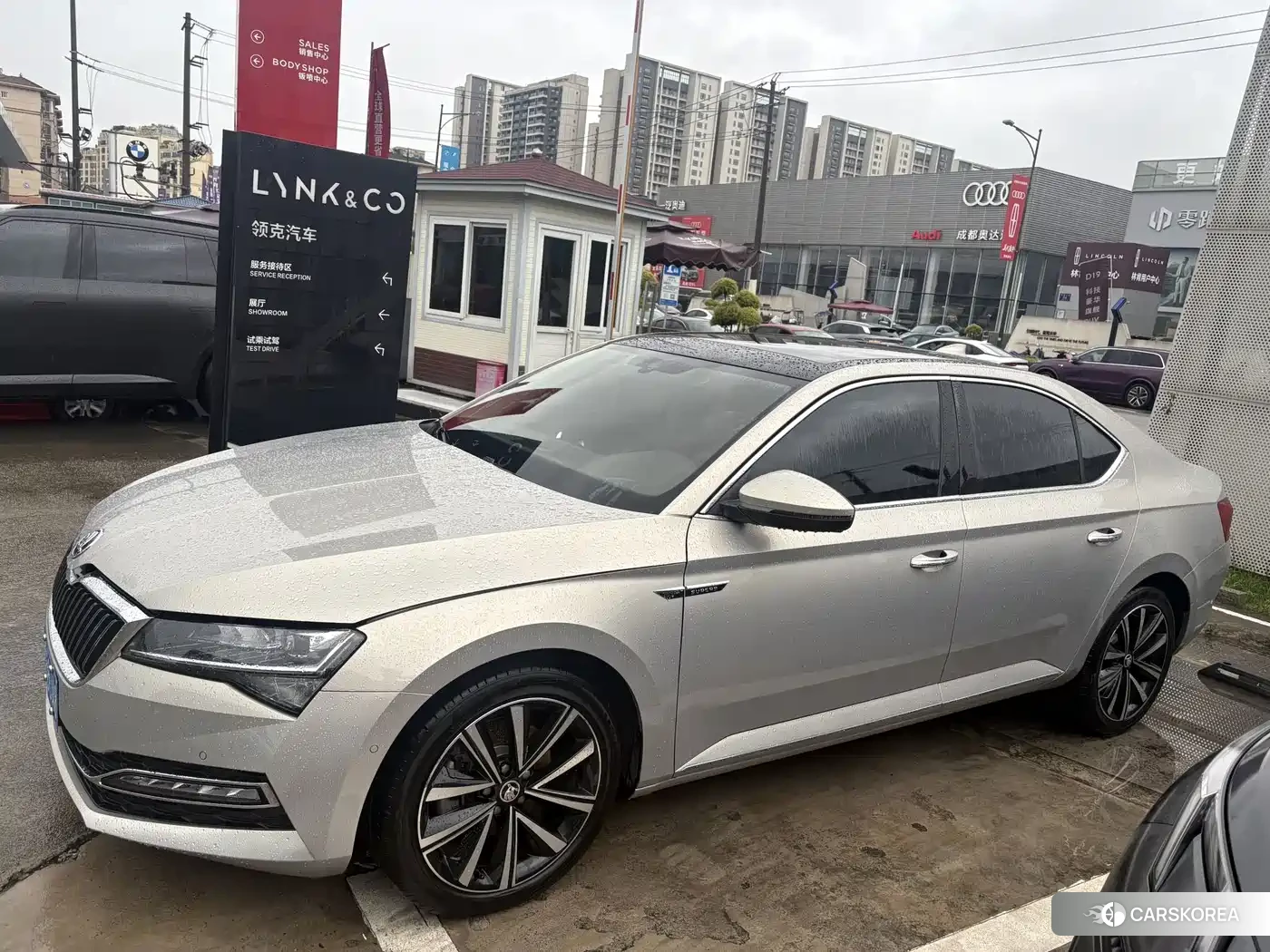 Skoda Superb id 4655163 из Китая 11