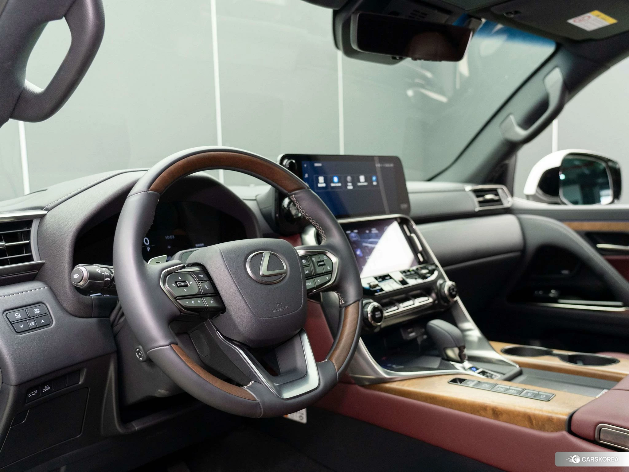 Lexus LX id 4440981 из Китая 18