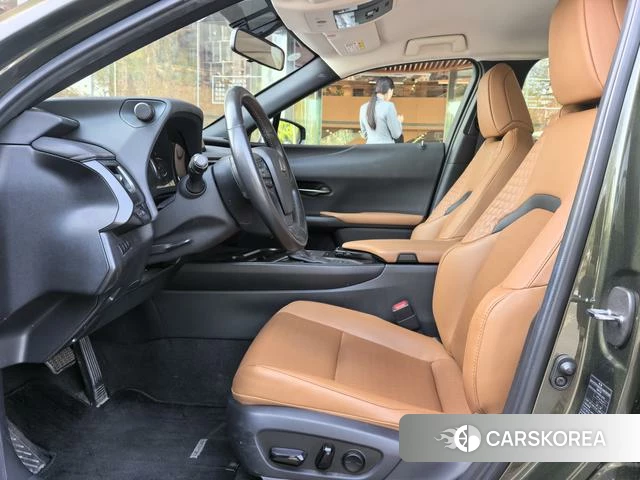 Lexus UX id 4262222 из Китая 16