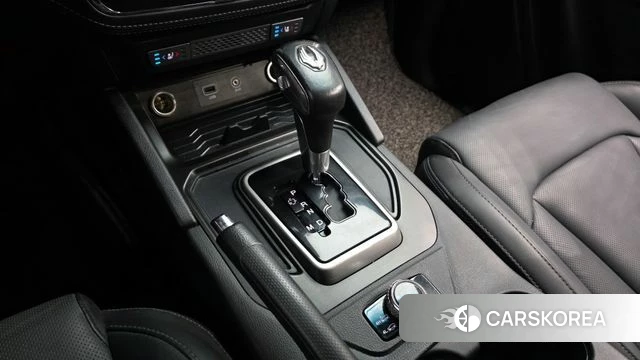 Ssangyong Rexton Sports Cannes id 3924655 из Кореи 19