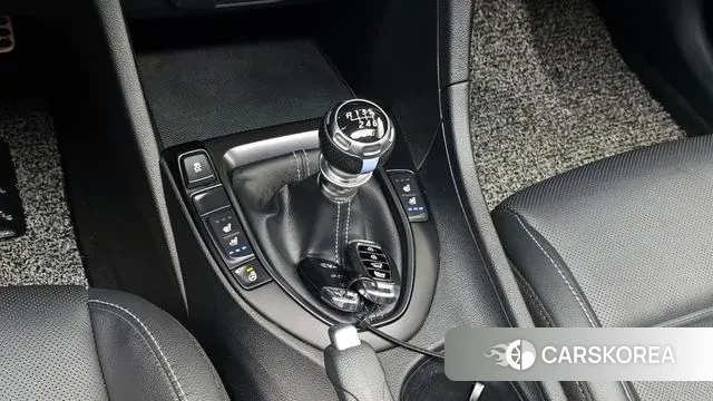 Hyundai Veloster (JS) id 3008882 из Кореи 19