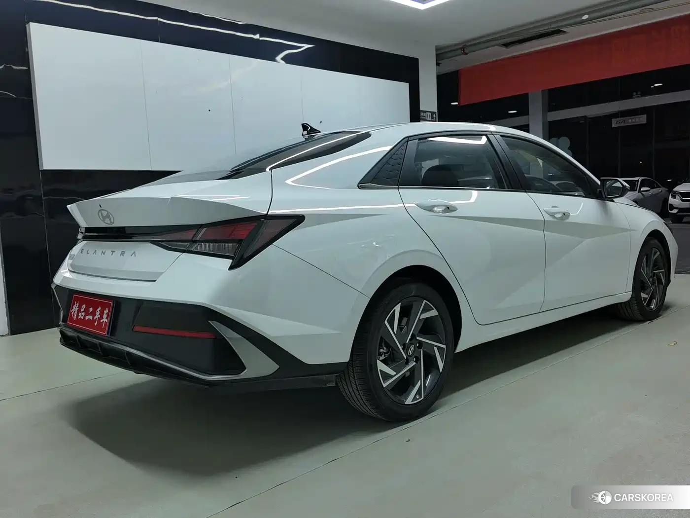 Hyundai Elantra id 4576593 из Китая 9