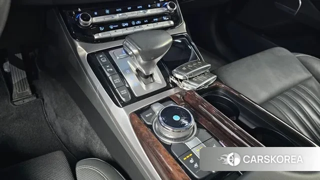 Genesis EQ900 id 3692609 из Кореи 19