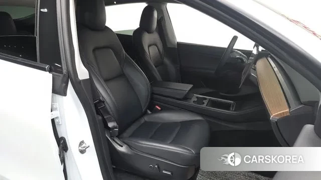 Tesla Model Y id 3012650 из Кореи 19