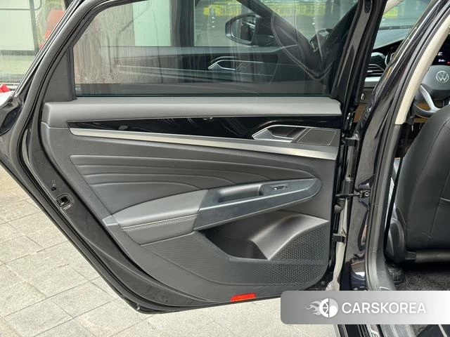 Volkswagen Passat id 4272547 из Китая 20
