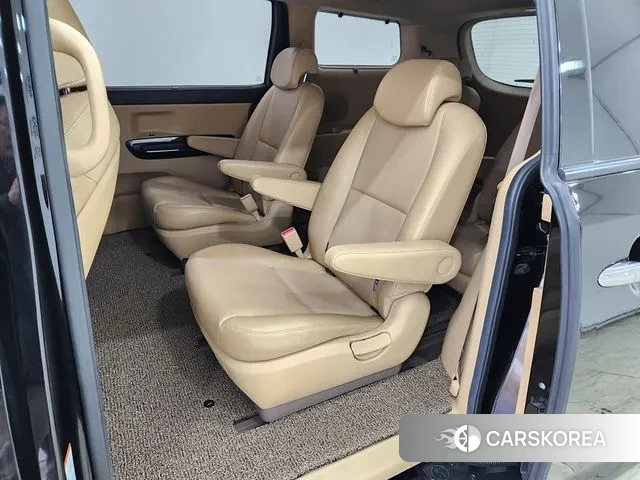 Kia All New Carnival id 3474901 из Кореи 19