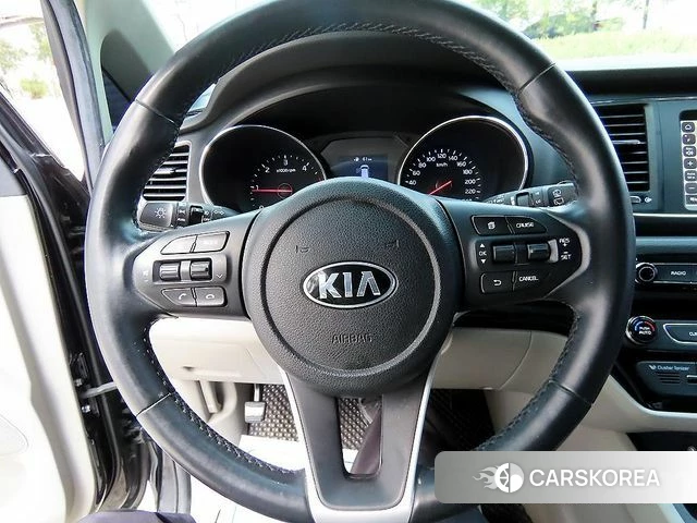Kia The New Carnival id 3834503 из Кореи 19