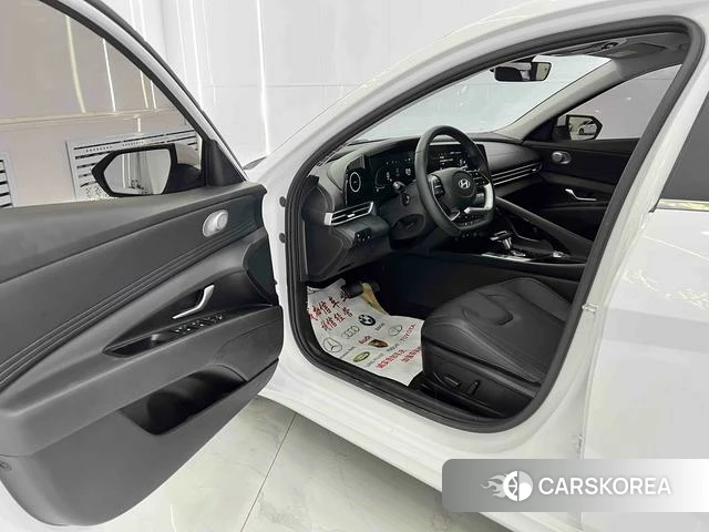 Hyundai Elantra id 4307652 из Китая 20
