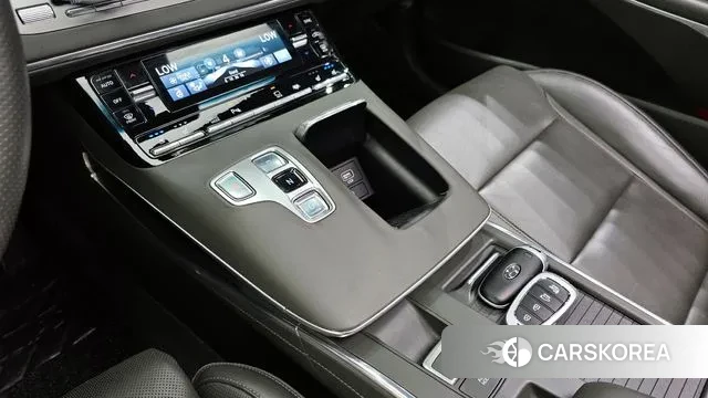 Hyundai The New Grandeur IG Hybrid id 2986131 из Кореи 19