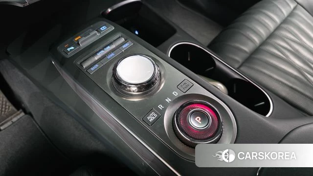 Genesis GV70 id 4697384 из Кореи 31