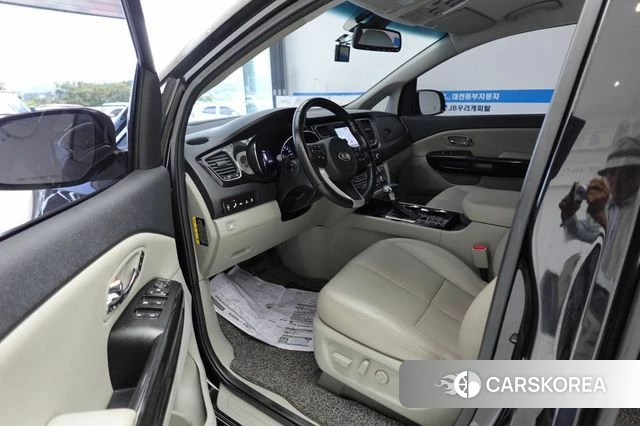 Kia The New Carnival id 4633181 из Кореи 19