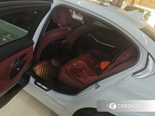 BMW 3 series id 4290467 из Китая 9