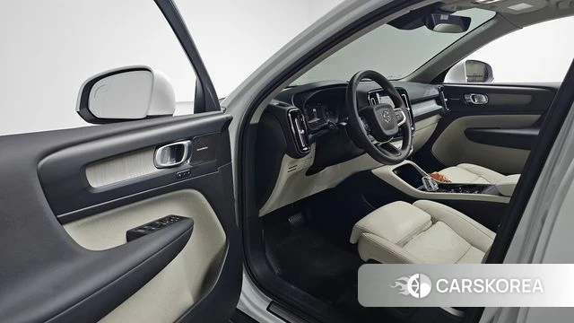 Volvo XC40 id 4395204 из Кореи 38