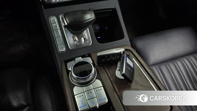 Genesis G90 id 3484167 из Кореи 19