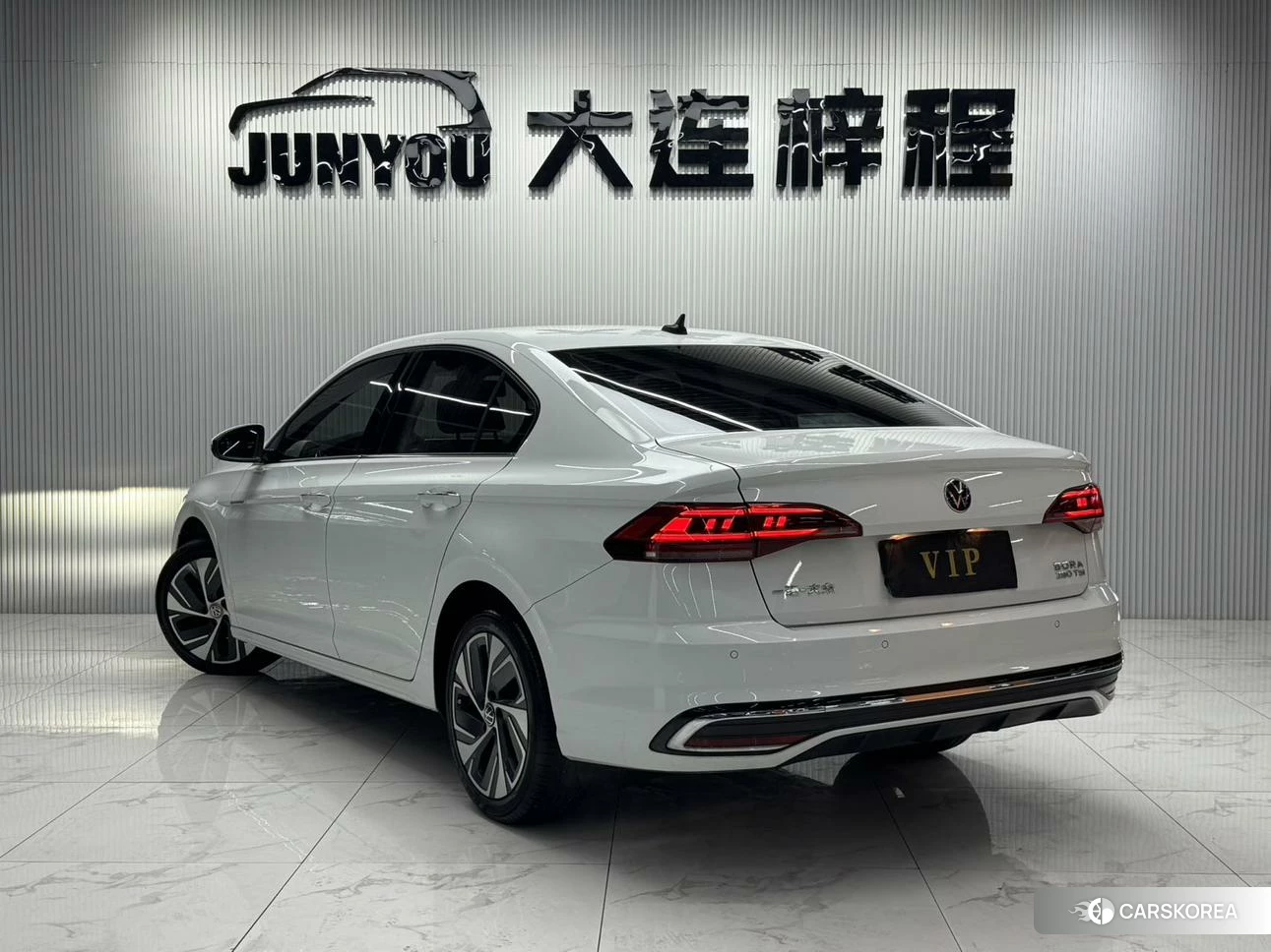 Volkswagen Bora id 4473914 из Китая 24