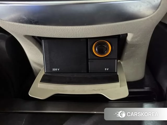 Mercedes-Benz V-class id 4387218 из Китая 20